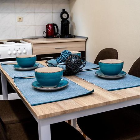 Magdalene'S Premium Apartments Ofrinion Ngoại thất bức ảnh