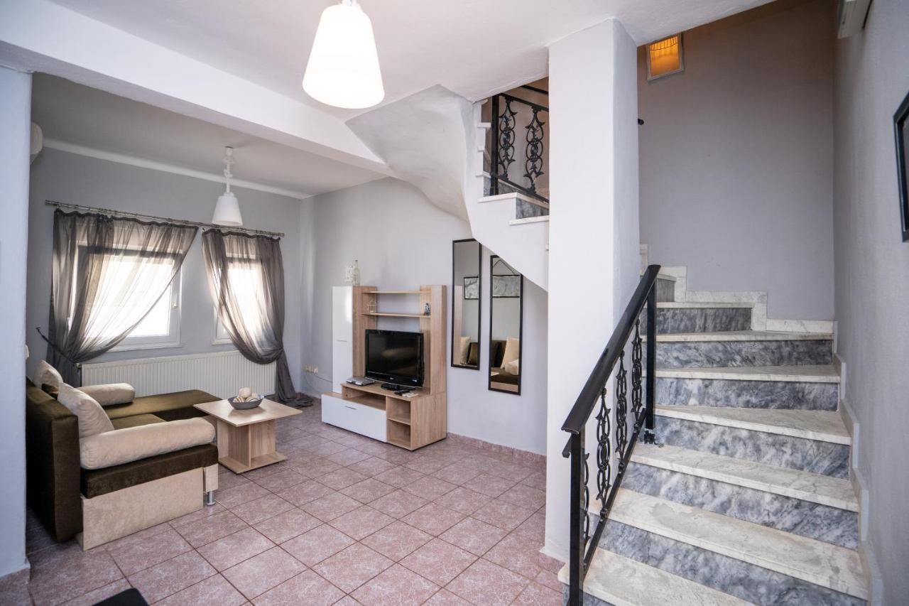 Magdalene'S Premium Apartments Ofrinion Ngoại thất bức ảnh