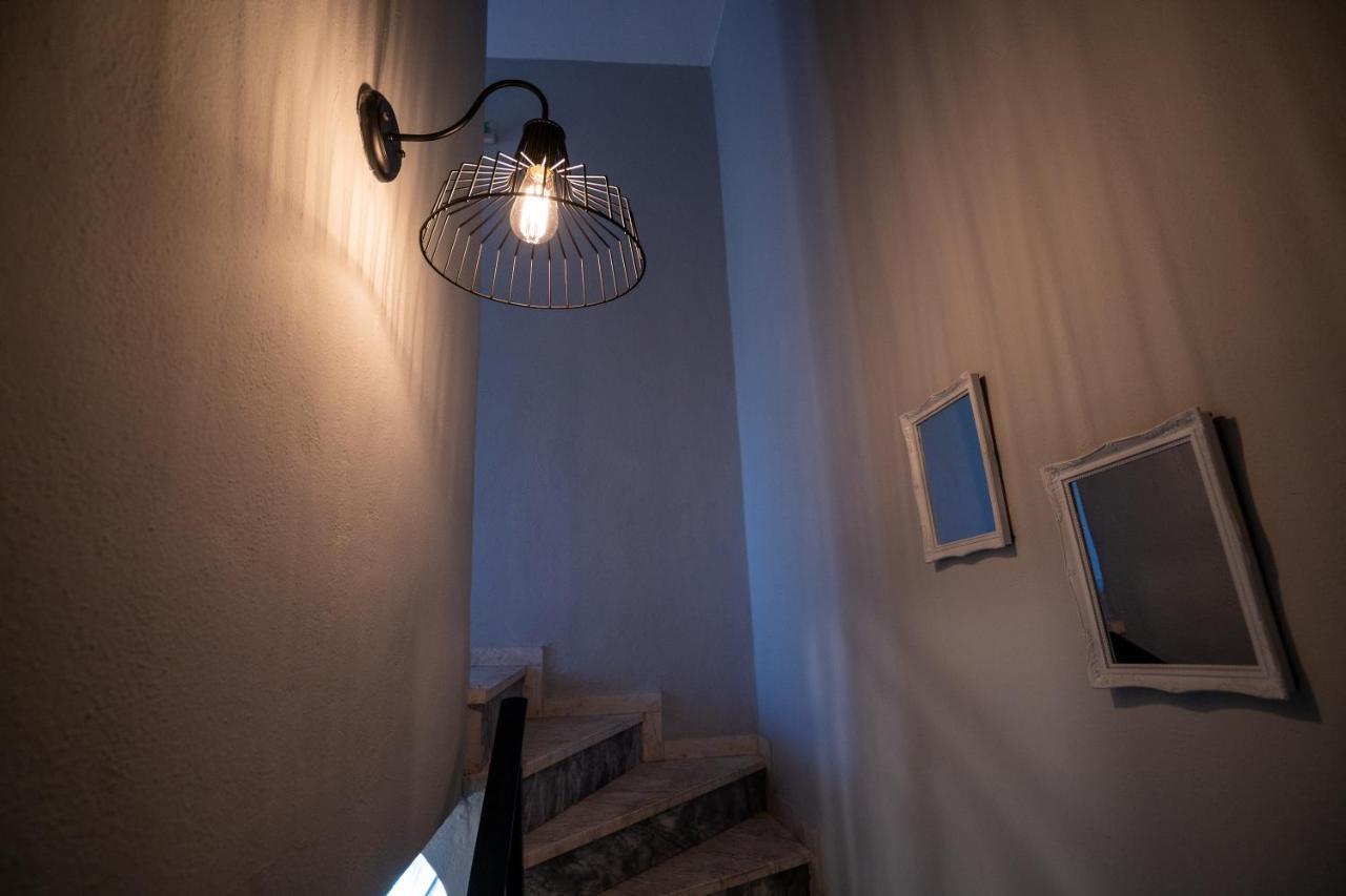 Magdalene'S Premium Apartments Ofrinion Ngoại thất bức ảnh