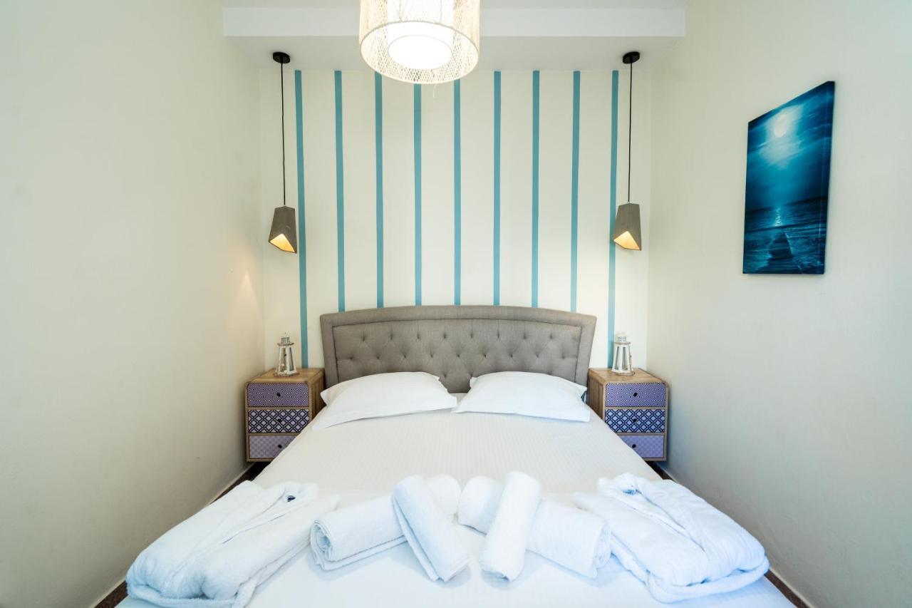 Magdalene'S Premium Apartments Ofrinion Ngoại thất bức ảnh